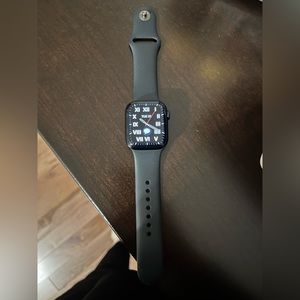 Apple Watch Series 7- black/midnight